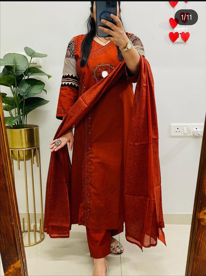 dhabu cotton kutch style suit with dabu print 🐾 and original mirror work.