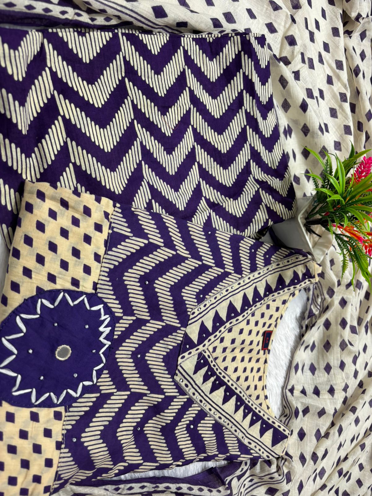 Pure fine Cotton fabric  Kurti with Pant  Nack &nbsp;and Hand work