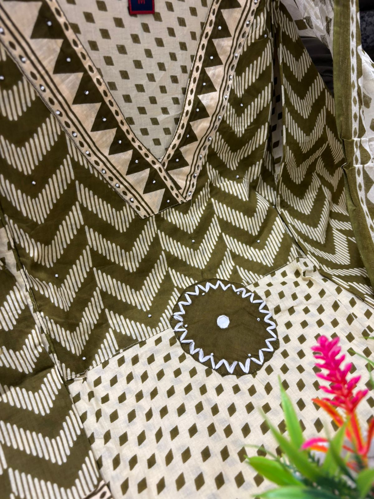 Pure fine Cotton fabric  Kurti with Pant  Nack &nbsp;and Hand work