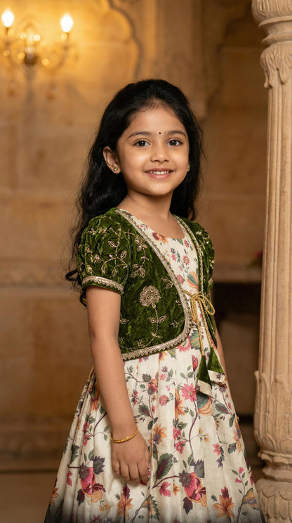 LITTLE KIDS LEHNGA CHOLI   SPECIAL HIT DESIGN