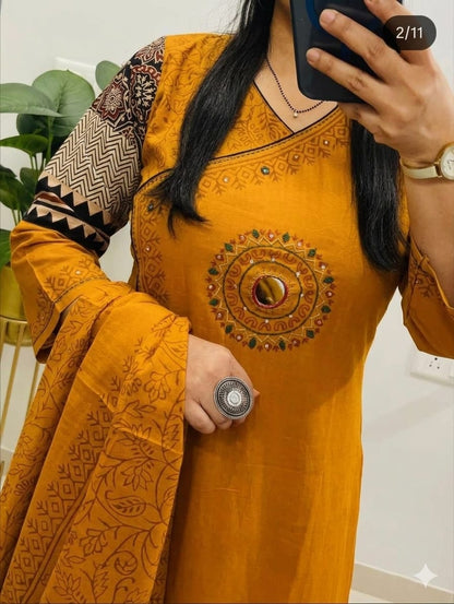 dhabu cotton kutch style suit with dabu print 🐾 and original mirror work.