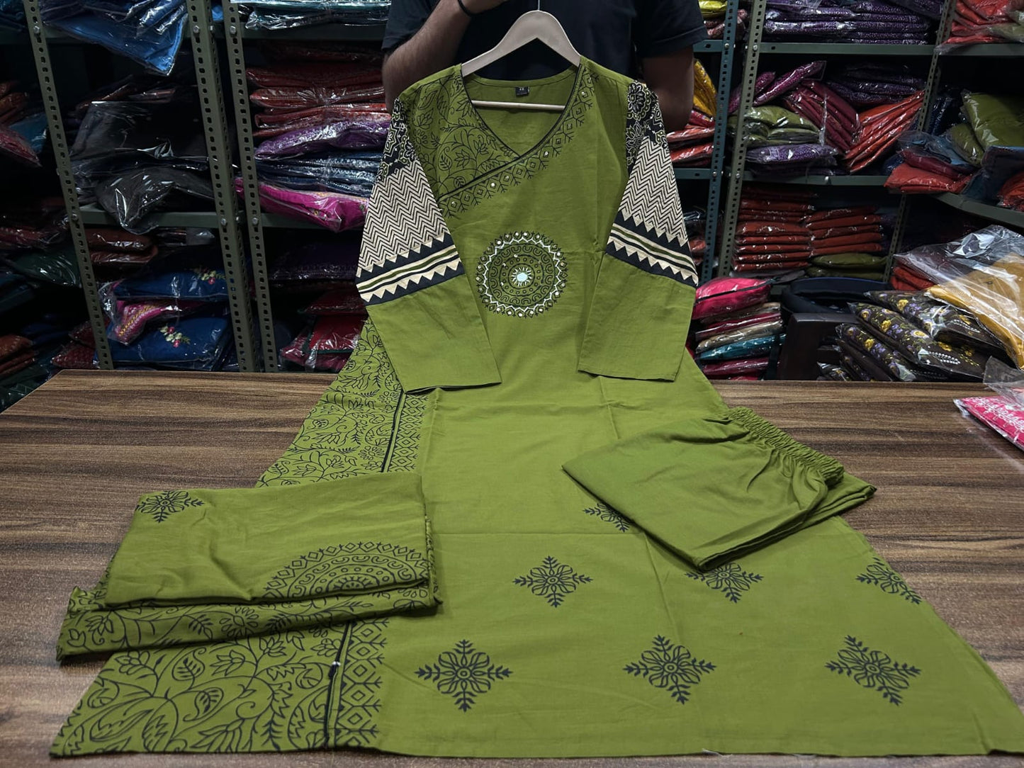 dhabu cotton kutch style suit with dabu print 🐾 and original mirror work.